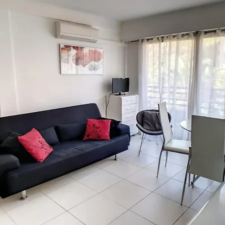 Henri Camille Real Estate - Rouaze - 50m Croisette Appartement Cannes